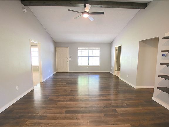 5th image of 10 Tennyson Ln