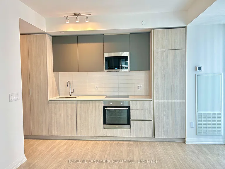 8 Widmer St #3505 — Photo 5
