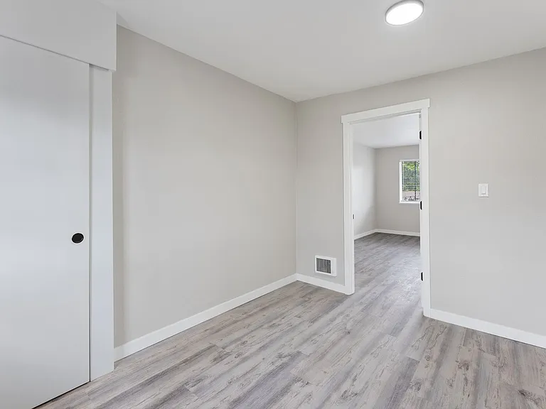 Eastside Village Apartments — Photo 96