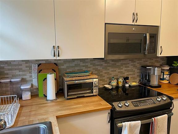 5th image of 497 1st St S APT 204