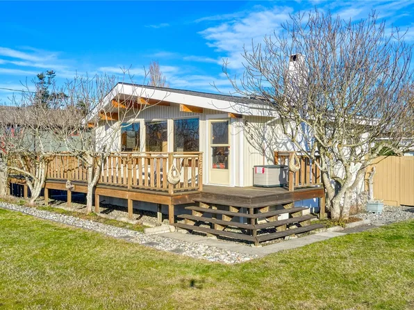 678 Freeman Lane, Point Roberts, WA 98281
