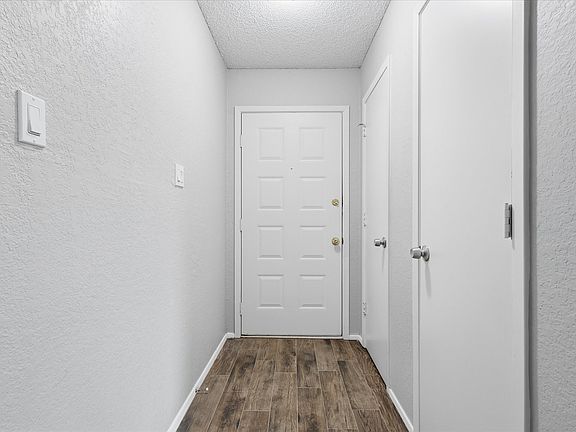 3rd image of 6028 Marigold Dr