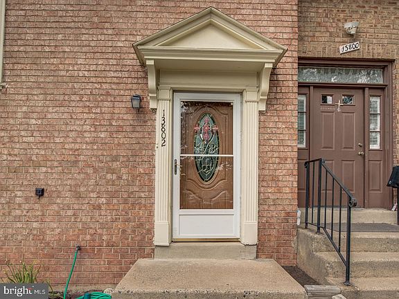 4th image of 13802 Newport Ln