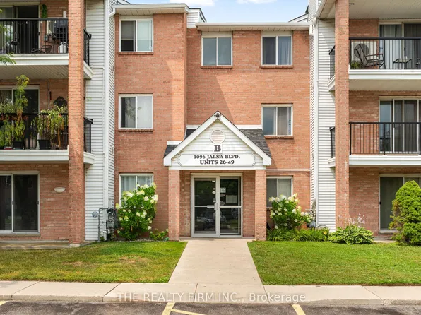 1096 Jalna Blvd #40, London, ON N6E 3B8