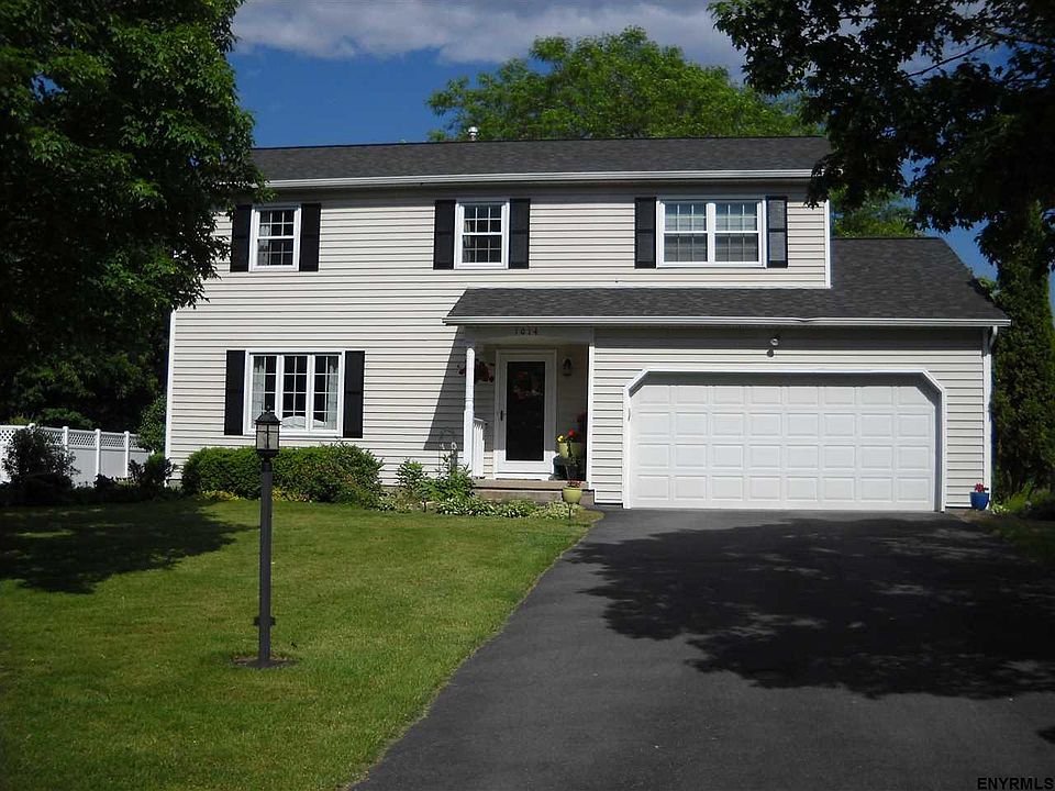 1st image of 1014 Laural Ln