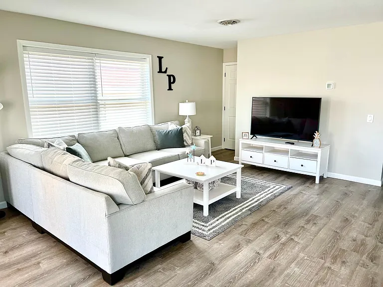 3108 Pacific Ave — Photo 5