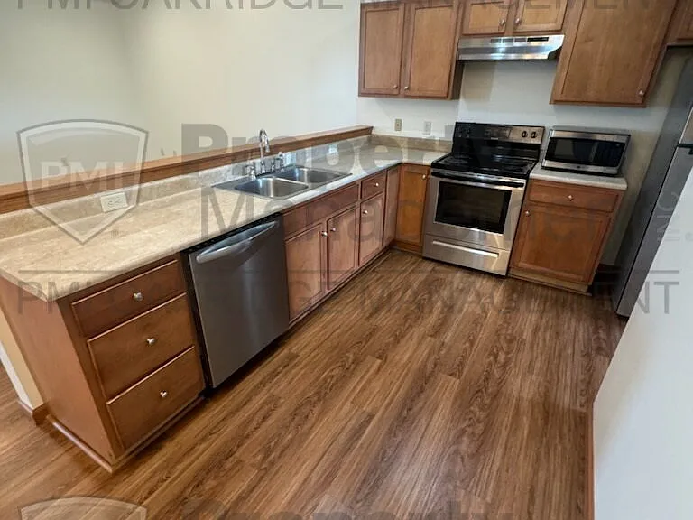 107 Meadow Dr #1 — Photo 5