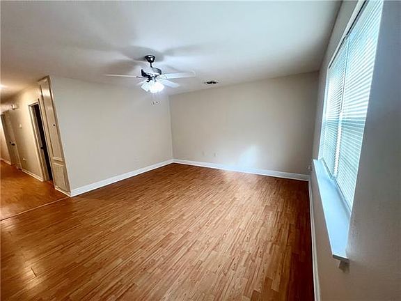 5th image of 2313 Orleans St
