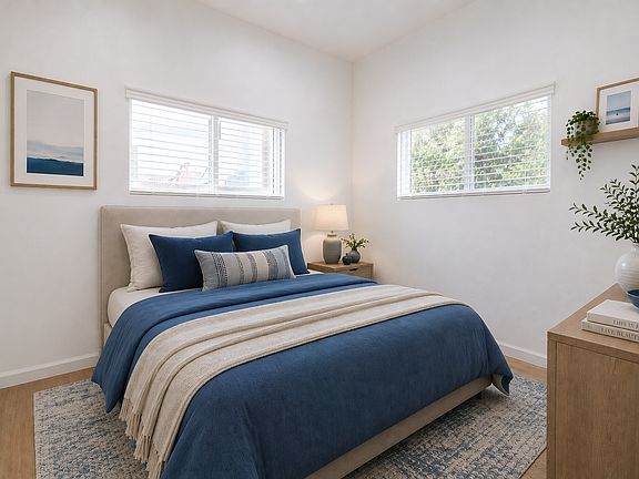 Secondary bedroom.
The furniture/decor in this image are virtual representations, intended to provide a visual example.