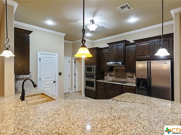 5th image of 3201 Escalera Dr