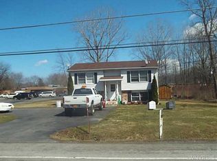 2719 Transit Rd, Newfane, NY 14108