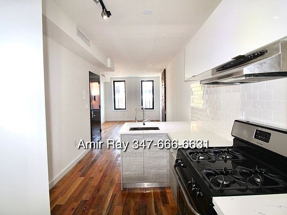 4th image of 1299 Putnam Ave #2F