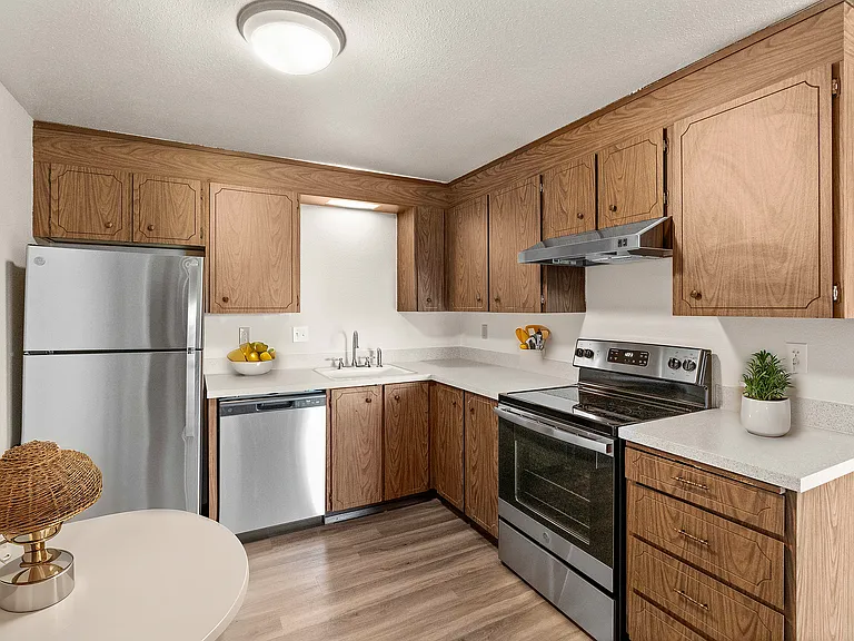 Experience the elegance of this modern kitchen, equipped with stylish stainless steel appliances. Experience the elegance of this modern kitchen, equipped with stylish stainless steel appliances.