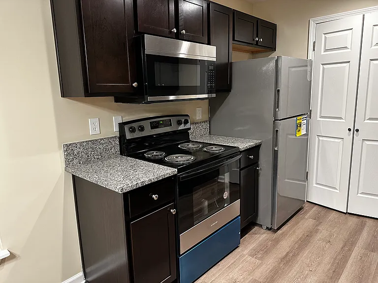 102 Rai Ct — Photo 11