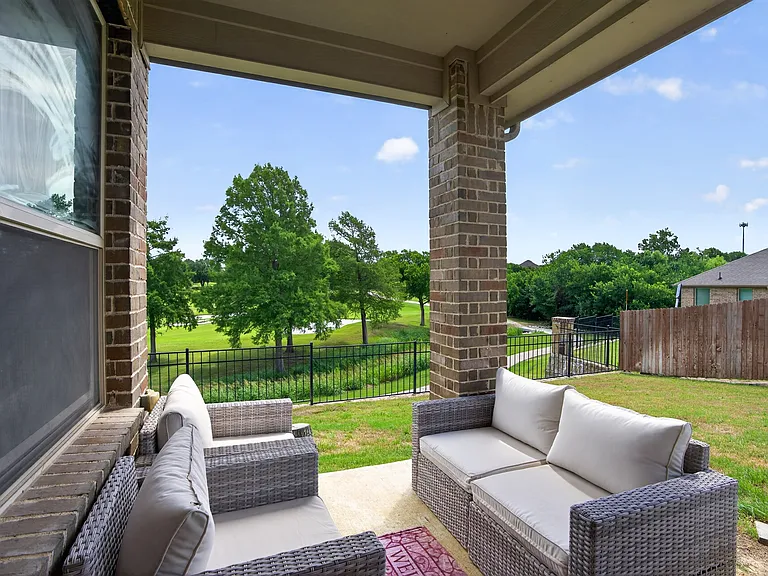 3912 Crater Cir — Photo 29