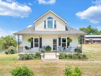 2710 Highland Rd, Roanoke, VA, 24014