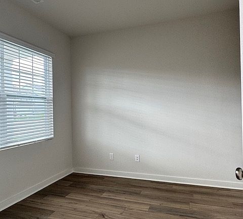 5th image of 2417 Williams Ridge Dr