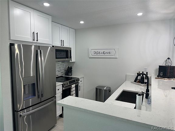 3rd image of 11223 W Bayshore Dr