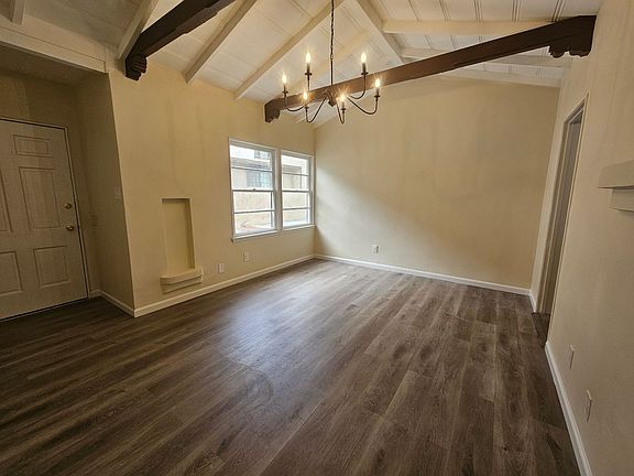 3rd image of 1523 Rock Glen Ave #A