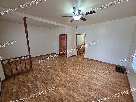 2nd image of 4914 Catalpa Ave