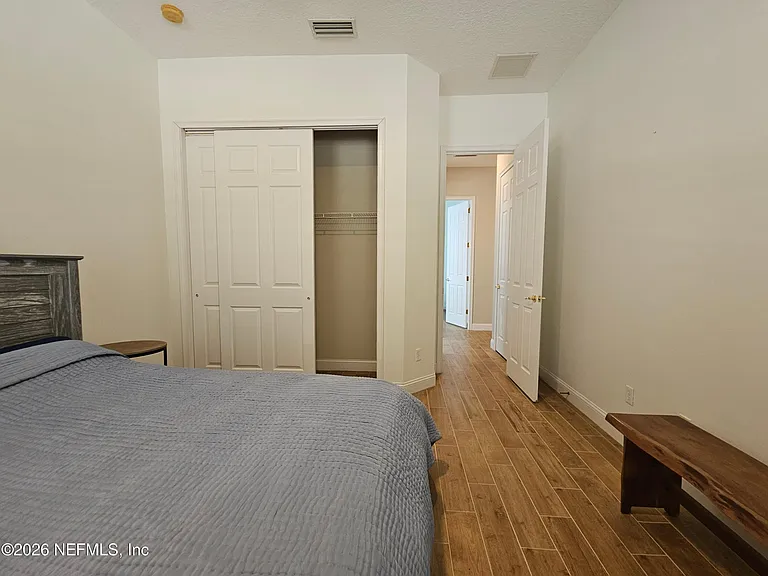 169 W Village Dr — Photo 24