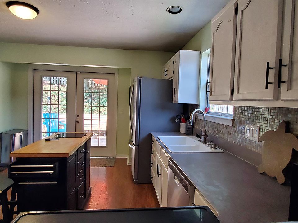 2nd image of 1336 Georgetown Dr