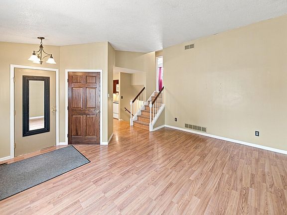 3rd image of 3031 25th St NW