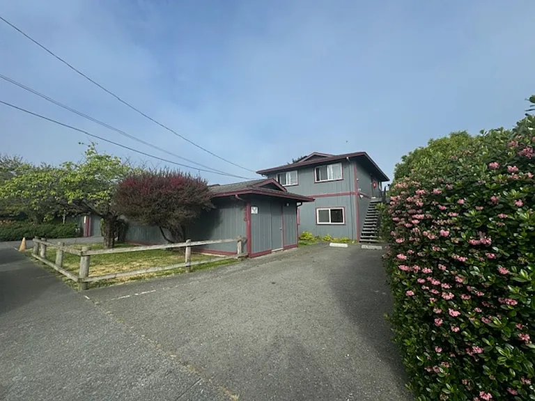 2344 Progress St — Photo 12