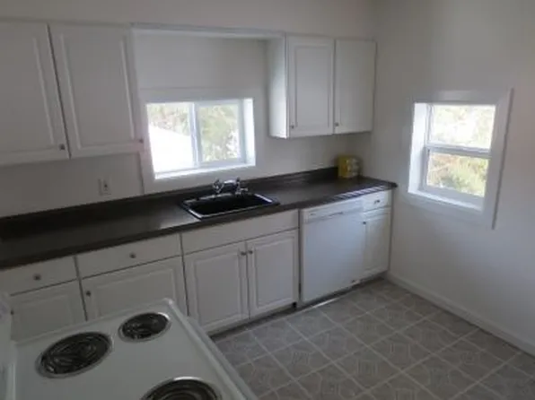 303 Main Rd N #2, Hampden, ME 04444