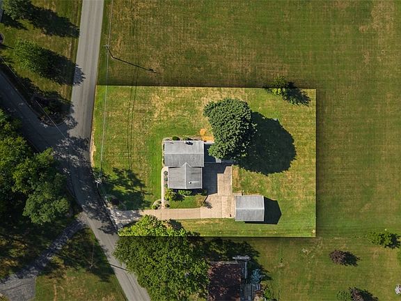 4th image of 581 Justabout Rd