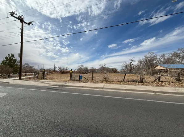 461 Los Lentes Rd SE, Los Lunas, NM 87031