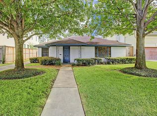 4050 Merrick St, Houston, TX 77025