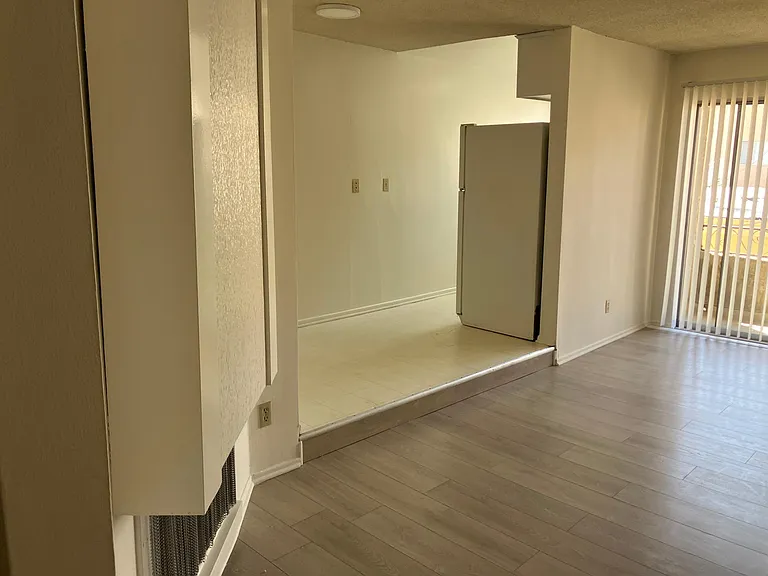 11661 Goshen Ave #305 — Photo 7