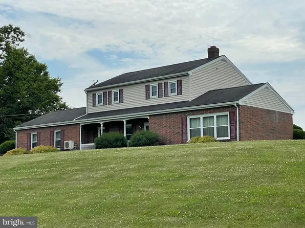 454 Little Brick Rd, Mc Veytown, PA 17051