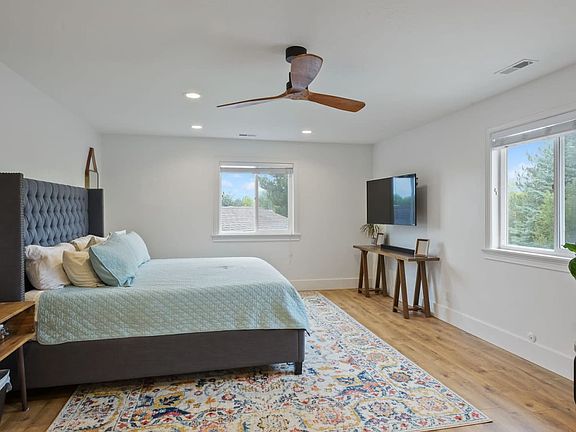 4th image of 10669 S Double Jack Cir