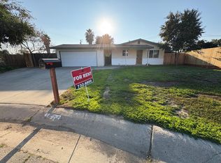 2621 N Gull Cir, Visalia, CA 93291