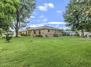 11717 N L St, La Porte, TX 77571