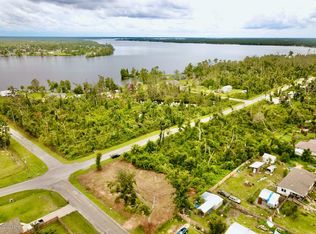 8711 Cherokee St, Youngstown, FL 32466