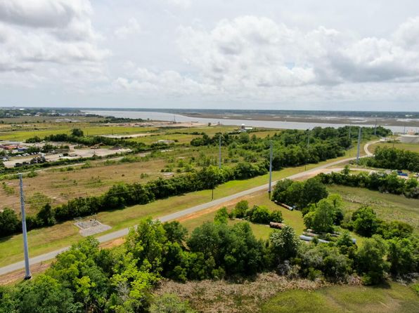 2303 Peonie Ave, North Charleston, SC 29405
