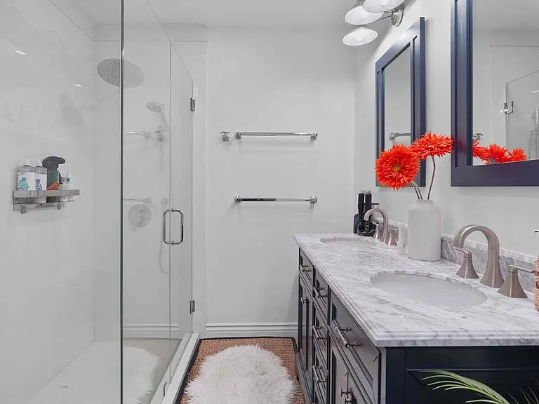 3801 Sutro Ave — Photo 12