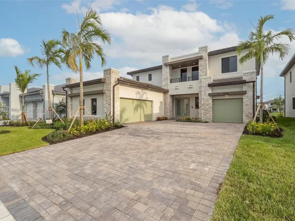 9465 Magnus Ter, Pompano Beach, FL 33076
