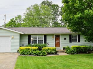 39 Hilltop Dr, Mount Vernon, OH 43050