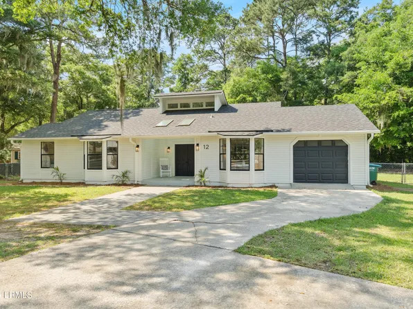 12 Orange Ct, Pt Royal, SC 29935