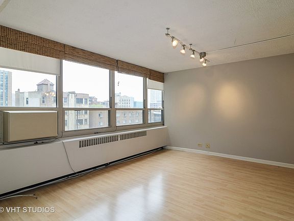 4th image of 3950 N Lake Shore Dr APT 527