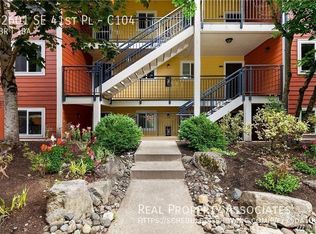 12601 SE 41st Pl APT C104, Bellevue, WA 98006