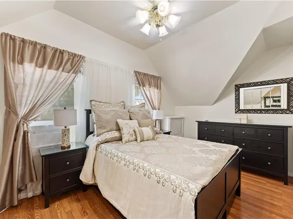 3710 Avenue P image 21 of 40