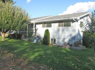 825 4th St, Davenport, WA 99122