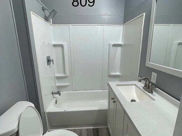 809 Rock St #809 — Photo 3