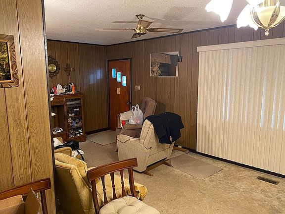4th image of 708 N 9th St