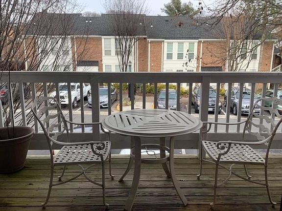4th image of 2604 S Arlington Mill Dr APT E